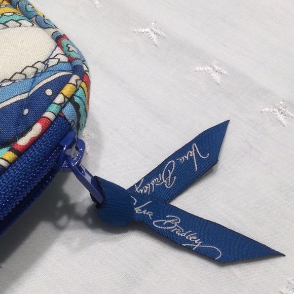 Vera Bradley Tablet Case Marine Paisley 2013 - Picture 4 of 5